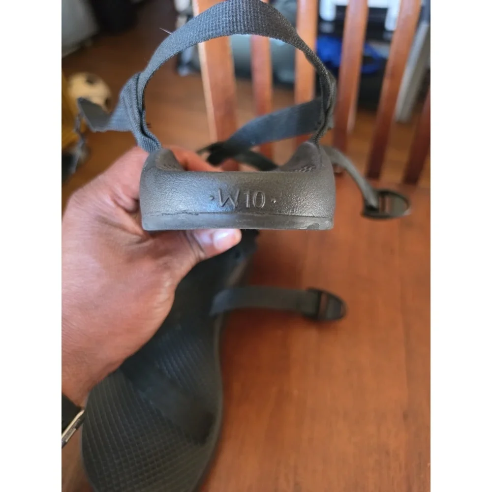 Chaco Z/1  Classic Sandals  Size 10 GUC